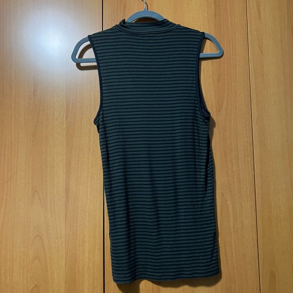 GAP Green Navy Striped Mock Neck Top Stretch - Picture 2 of 3